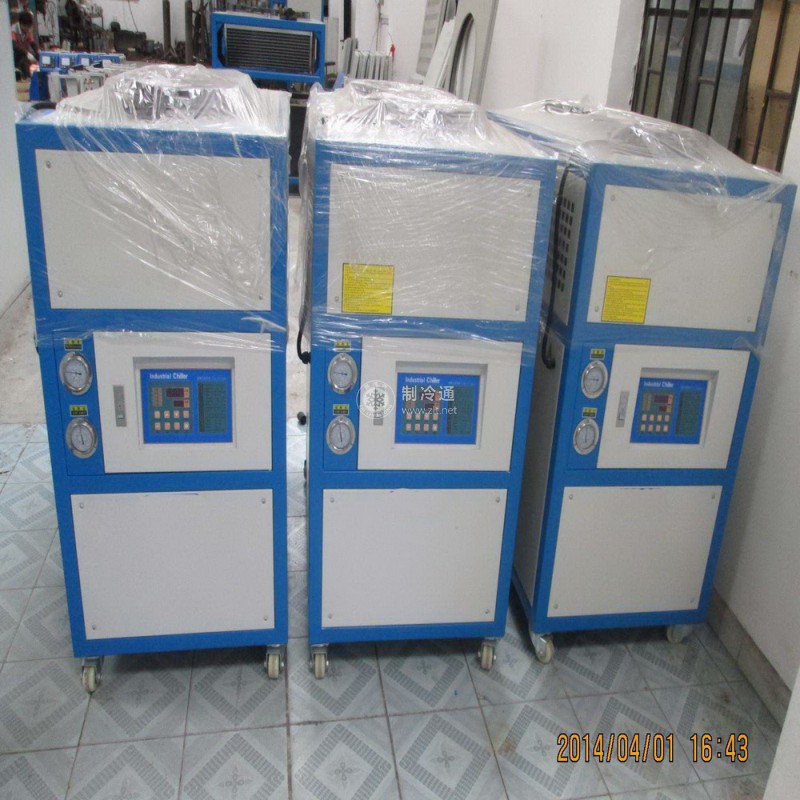 工業(yè)冷水機(jī) 工業(yè)冷水機(jī)